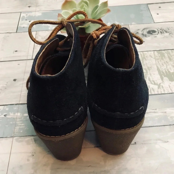 Sperry Stella Round Toe Wedge Ankle Boots - Picture 3 of 6